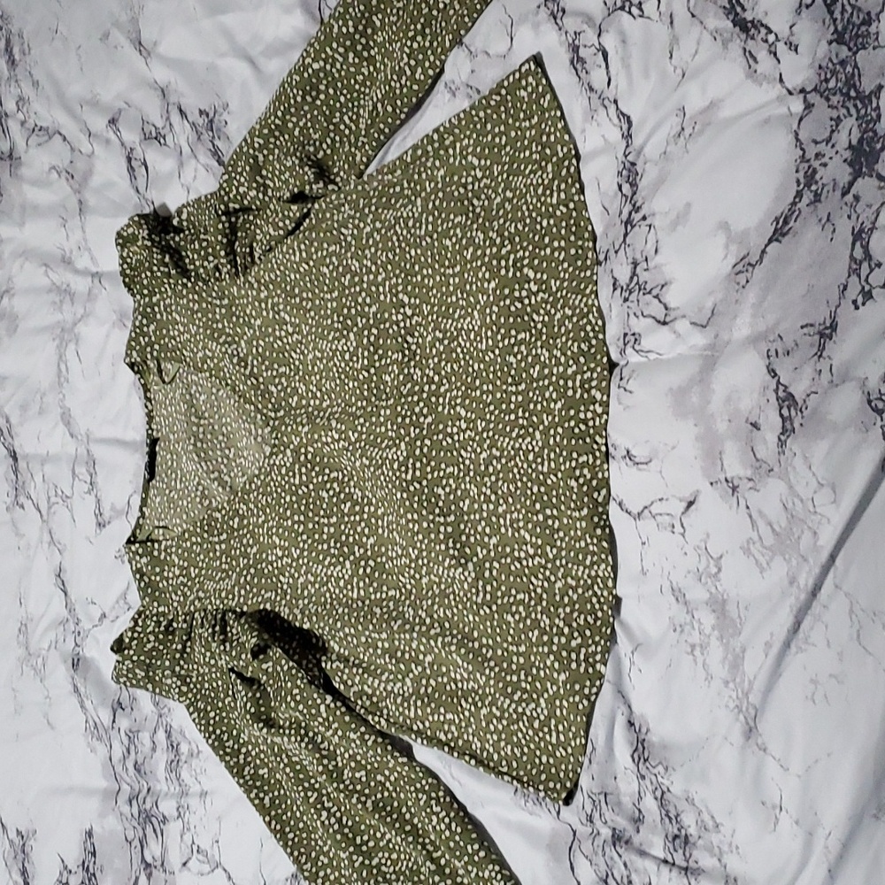 Very J Green with White Dots Blouse, Size M